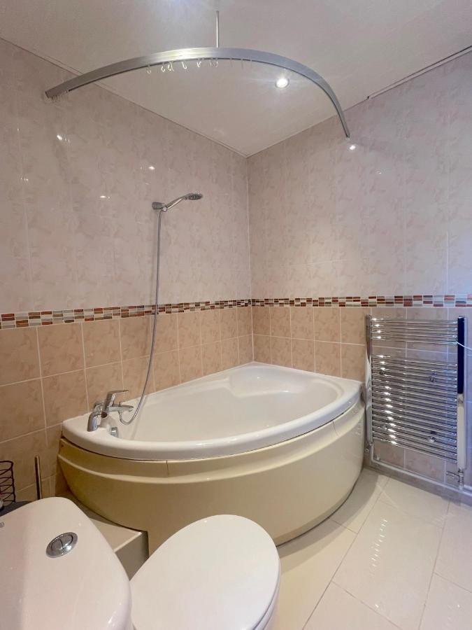 303 Alexandra Avenue Ha2 9Dx Διαμέρισμα Pinner Εξωτερικό φωτογραφία